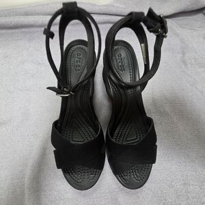 CROCS Black Ankle Strap Sandals